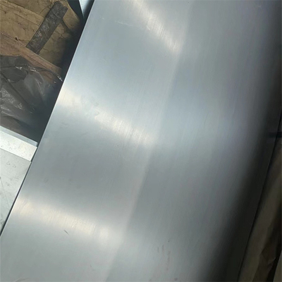 SPCC cold-rolled το πιάτο 6001500mm ήπιου χάλυβα ομαλή επιφάνεια που λαδώθηκε ελαφρώς